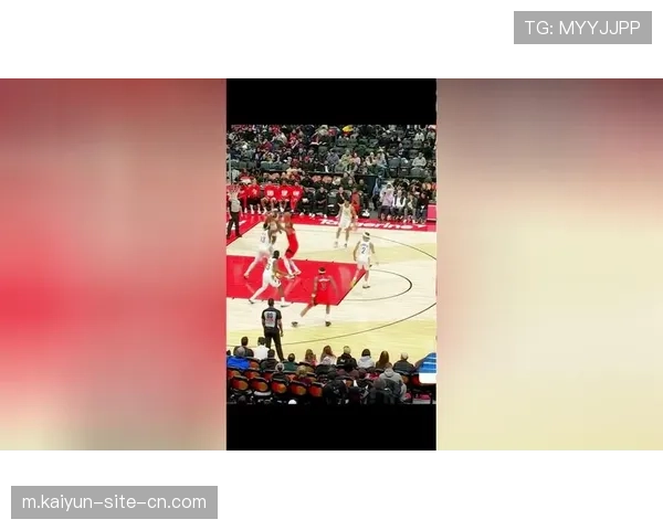 纽卡斯尔戈登巴恩斯边路冲击战术 利用宽度与传中制造禁区混乱机会